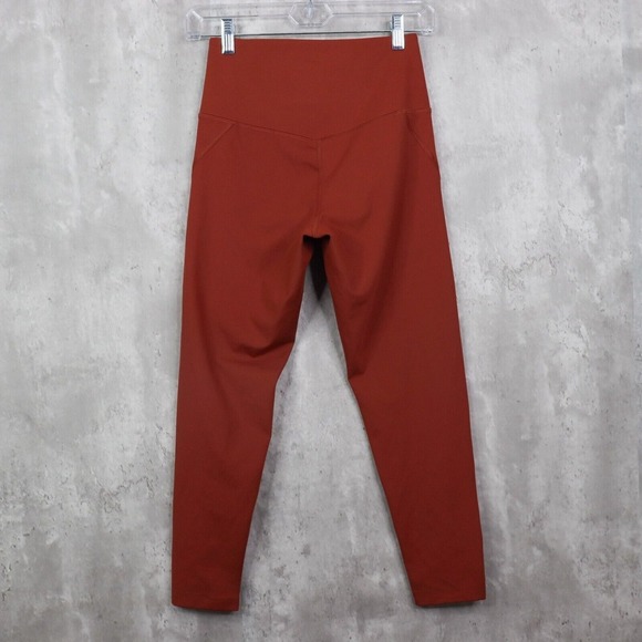 Girlfriend Collective Leggings Womens Size Small Burnt Orange High Rise Capri - Picture 5 of 5